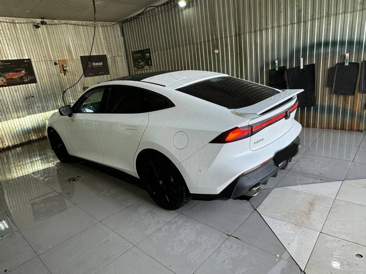 Changan UNI-V, 2023 Фото №6