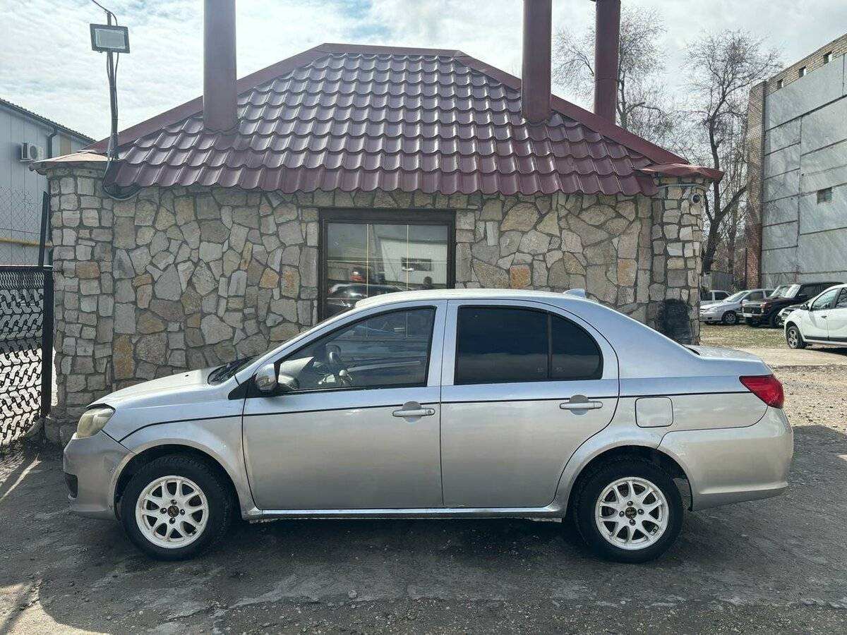 FAW V5, 2013 - 103 000 км. | Фото №4