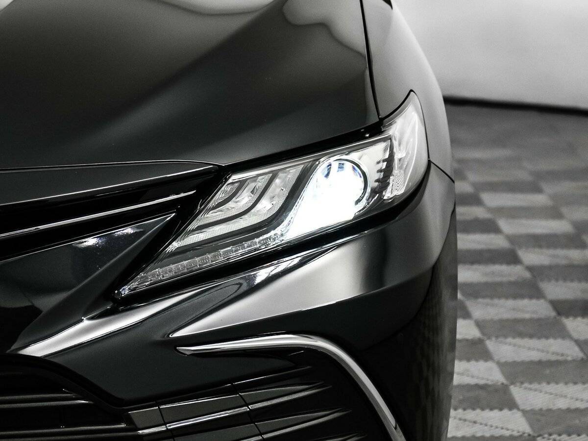 Toyota Camry, 2023 Фото №16