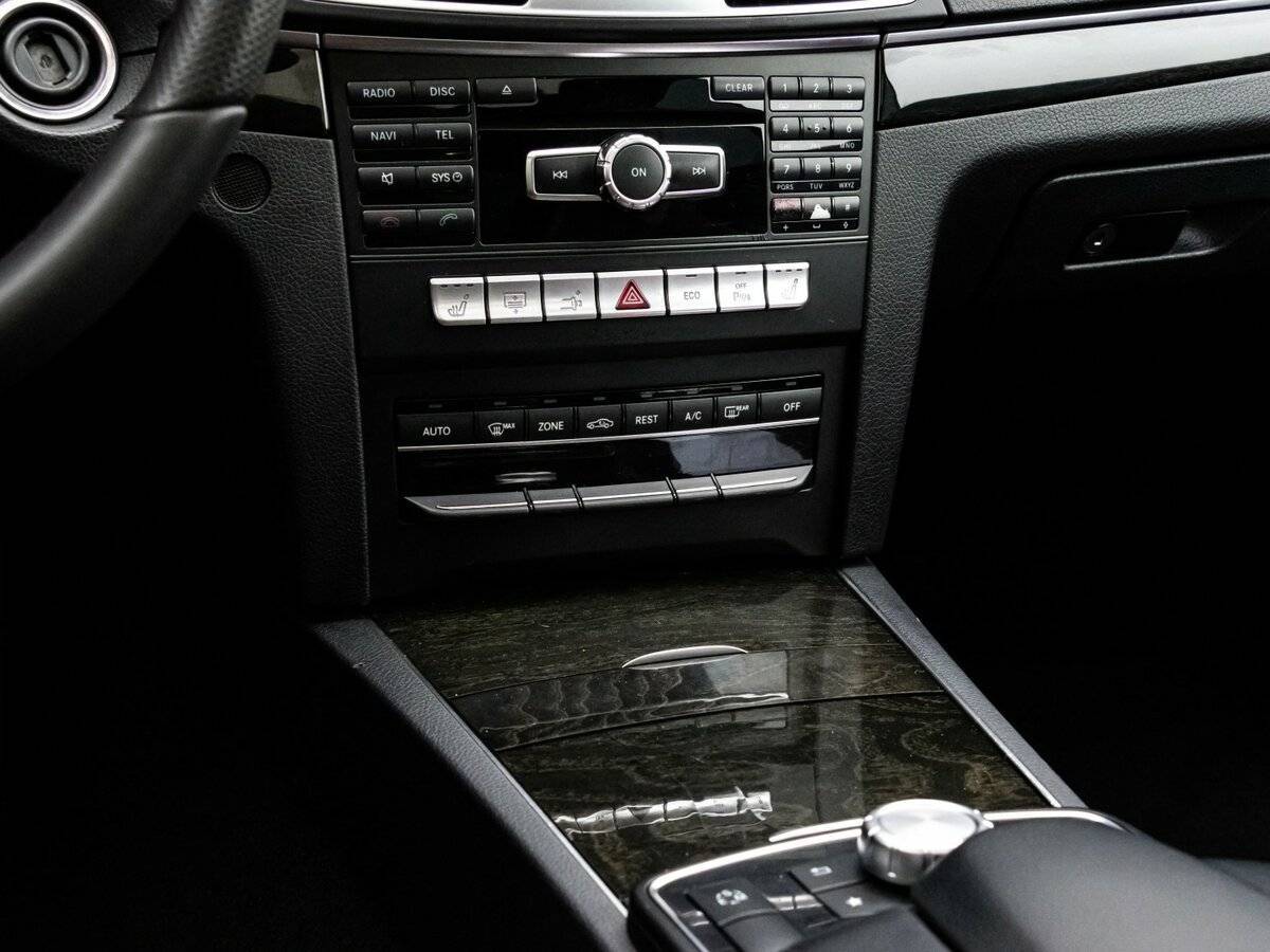 Mercedes-Benz E-Класс 200, 2013 Фото №15