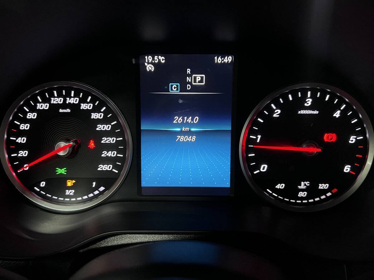 Mercedes-Benz GLC 300 d, 2020 Фото №13