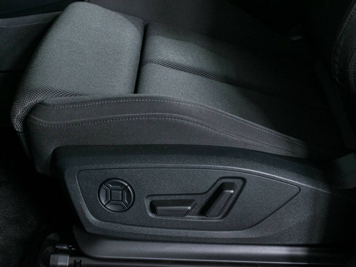 Audi Q3 40 TFSI, 2020 Фото №15