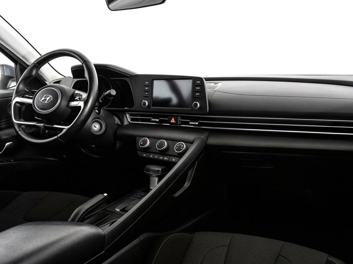 Hyundai Elantra, 2021 Фото №10