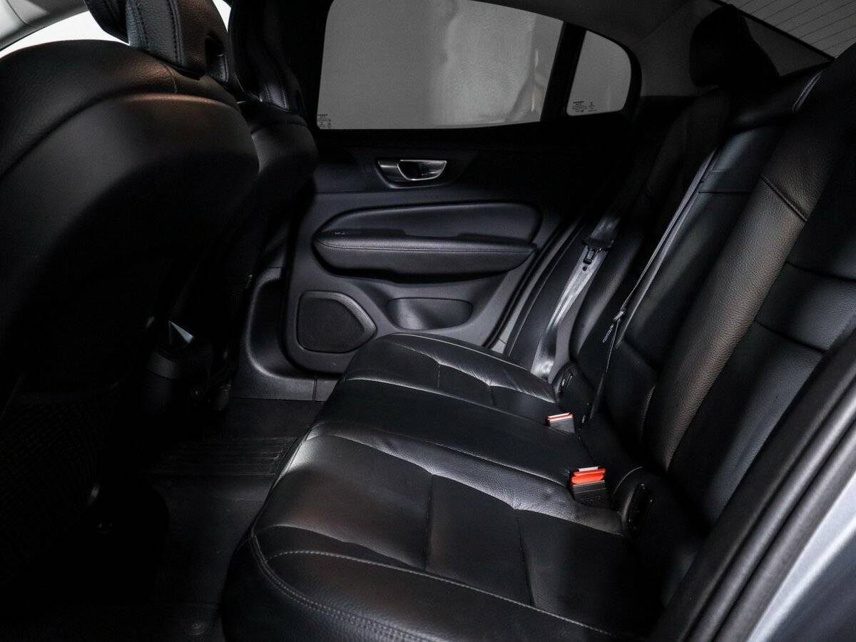 Volvo S60, 2021 Фото №10