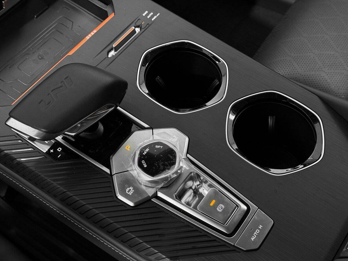 Changan UNI-K, 2024 Фото №23