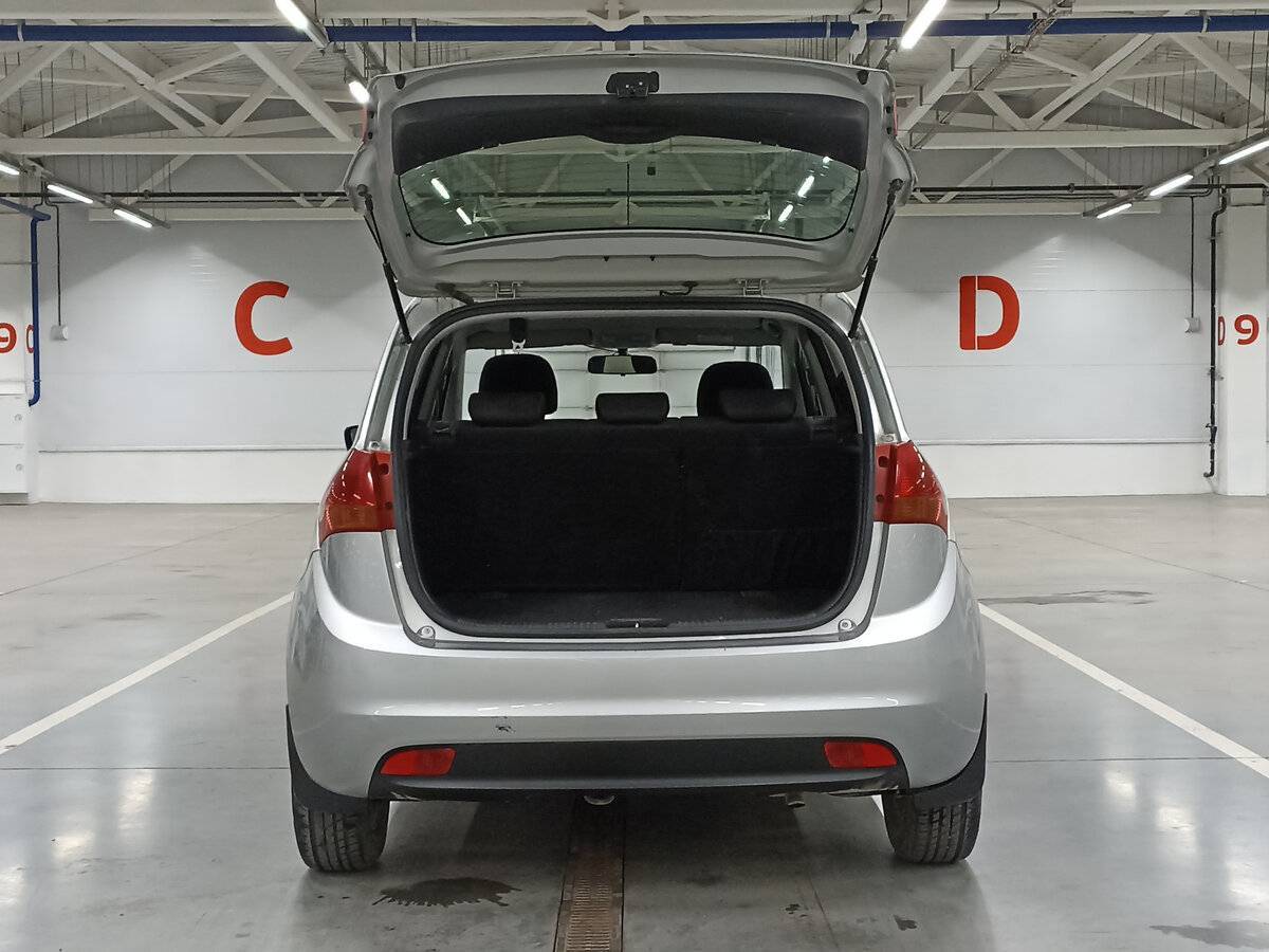 Kia Venga, 2013 Фото №10