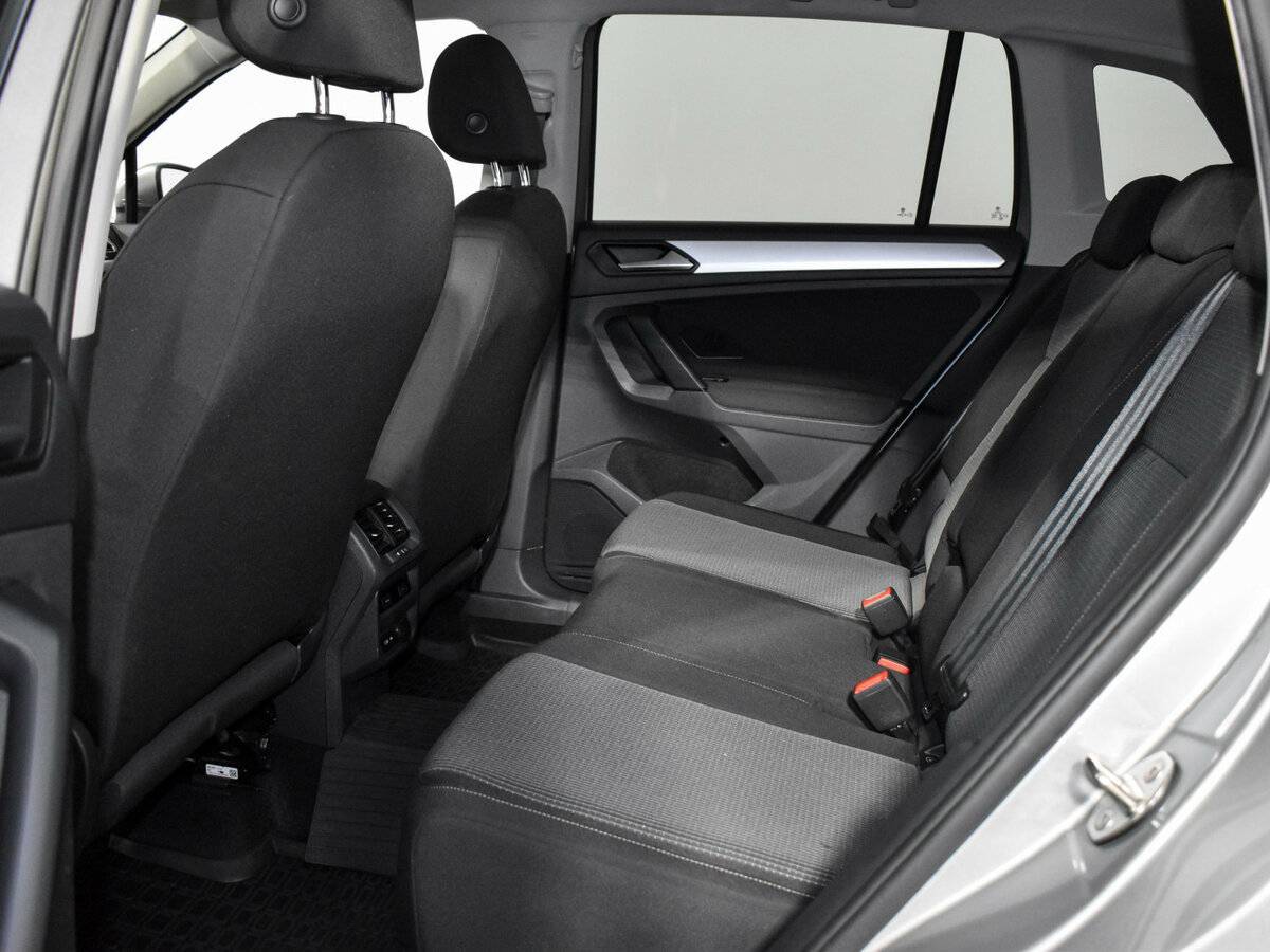 Volkswagen Tiguan, 2021 Фото №11