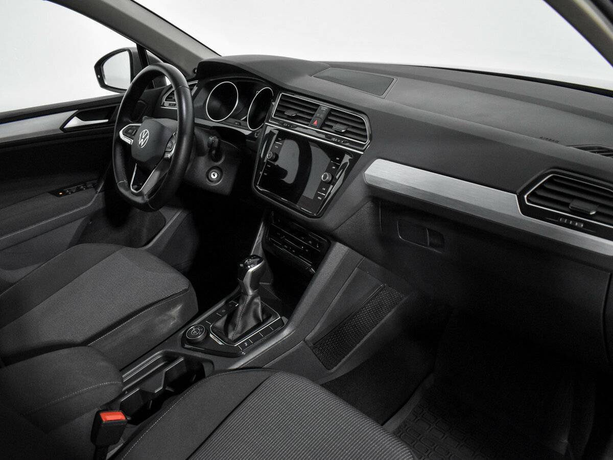 Volkswagen Tiguan, 2021 Фото №12