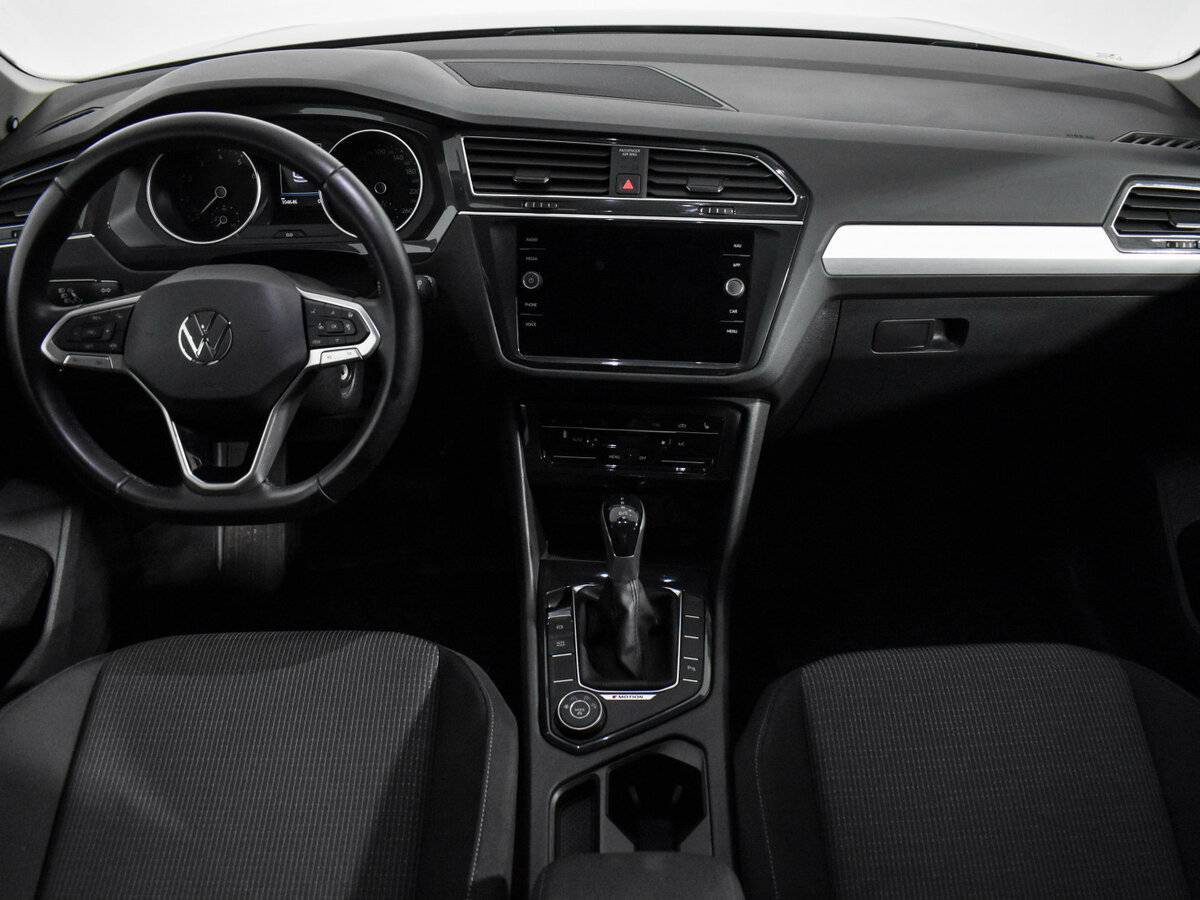 Volkswagen Tiguan, 2021 Фото №13