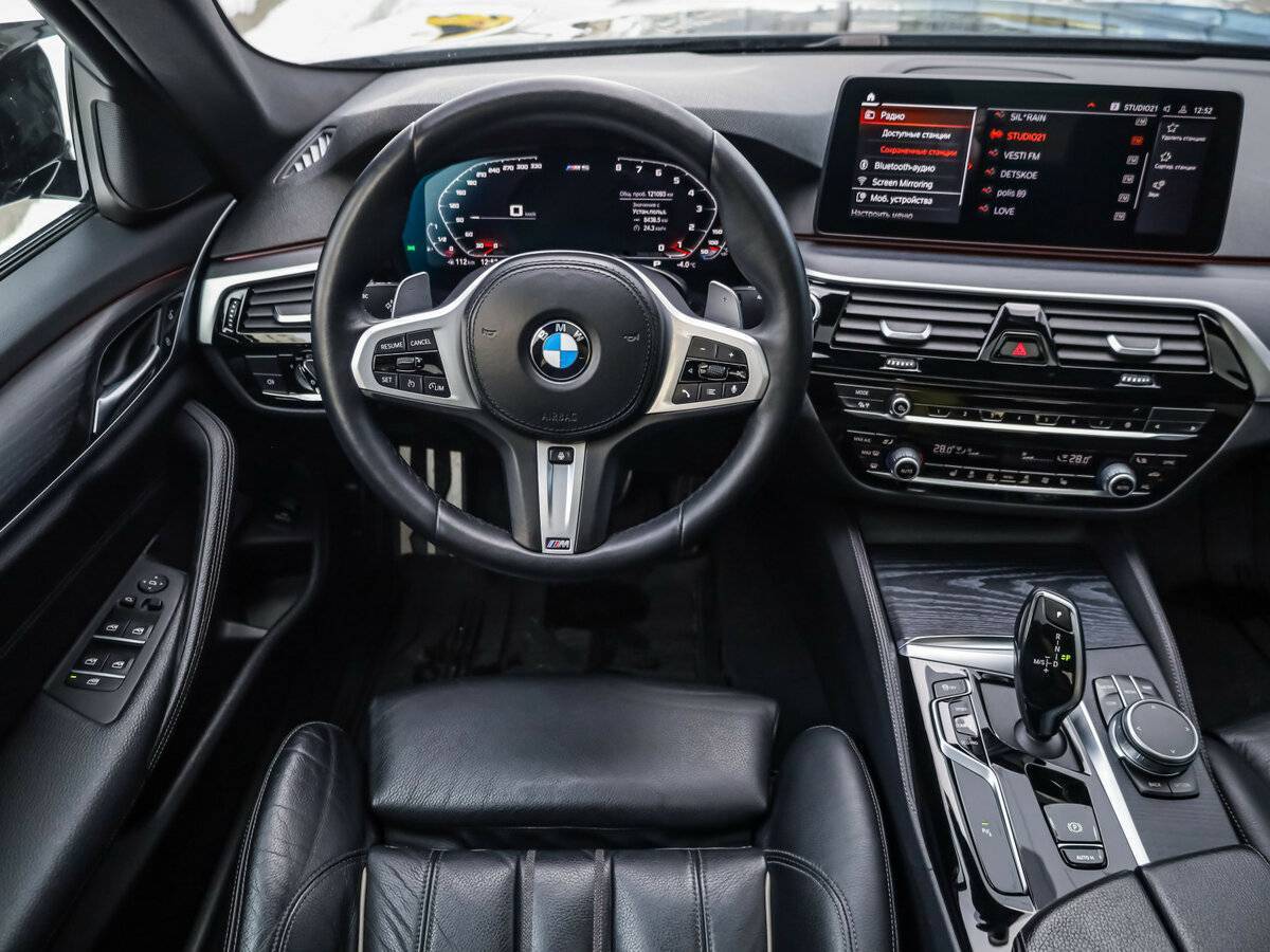 BMW 5 серии 520d xDrive, 2021 Фото №15