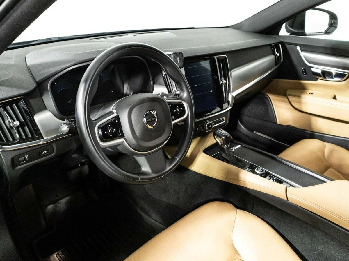 Volvo V90, 2018 Фото №11