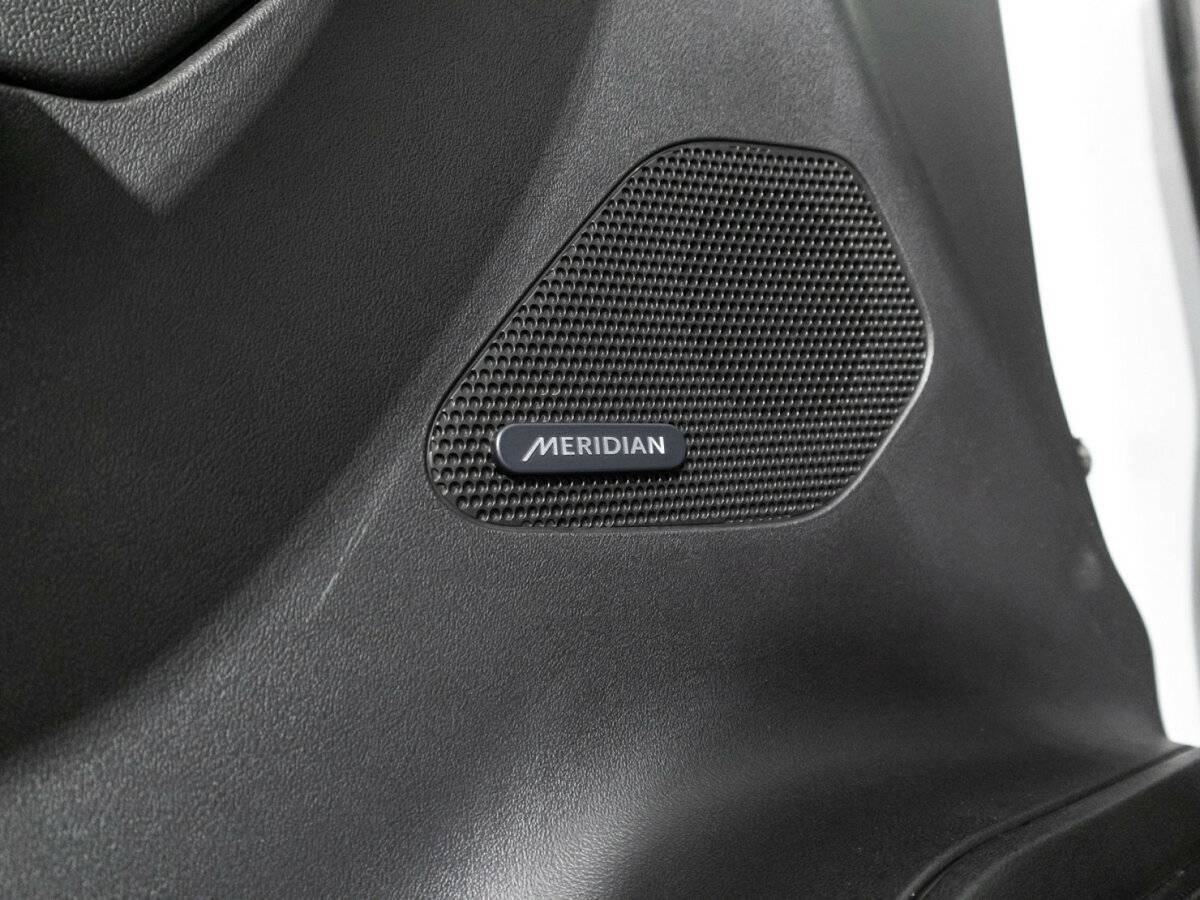 Jaguar F-Pace, 2016 Фото №24