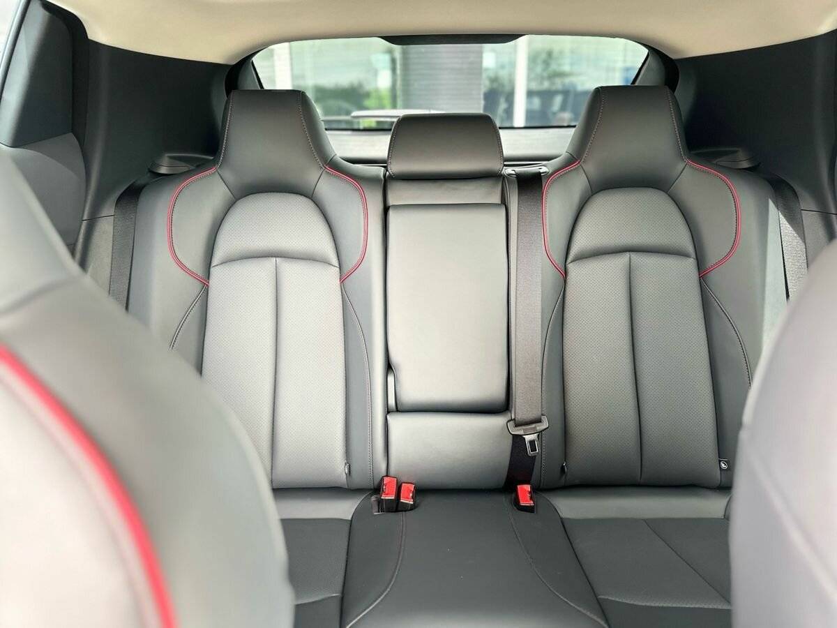 Changan UNI-T, 2024 Фото №11