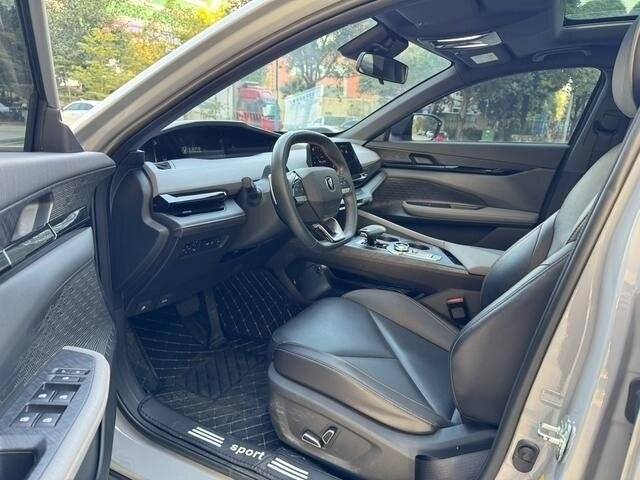 Changan UNI-V, 2022 Фото №15