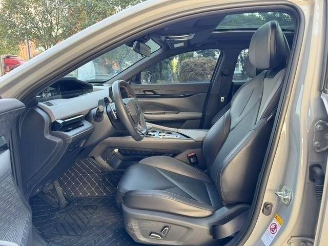 Changan UNI-V, 2022 Фото №17