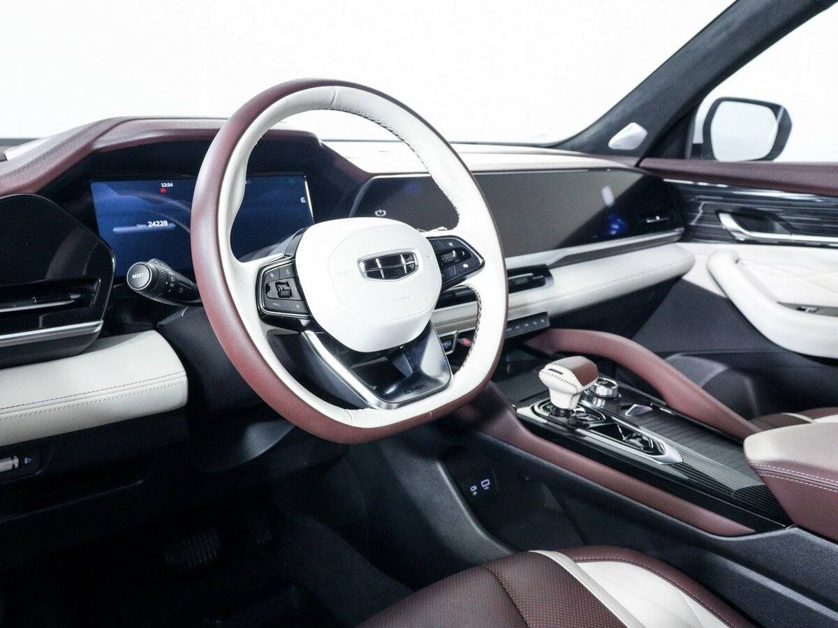 Geely Monjaro, 2023 Фото №14