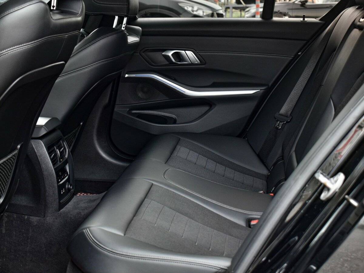 BMW 3 серии 318d, 2020 Фото №14