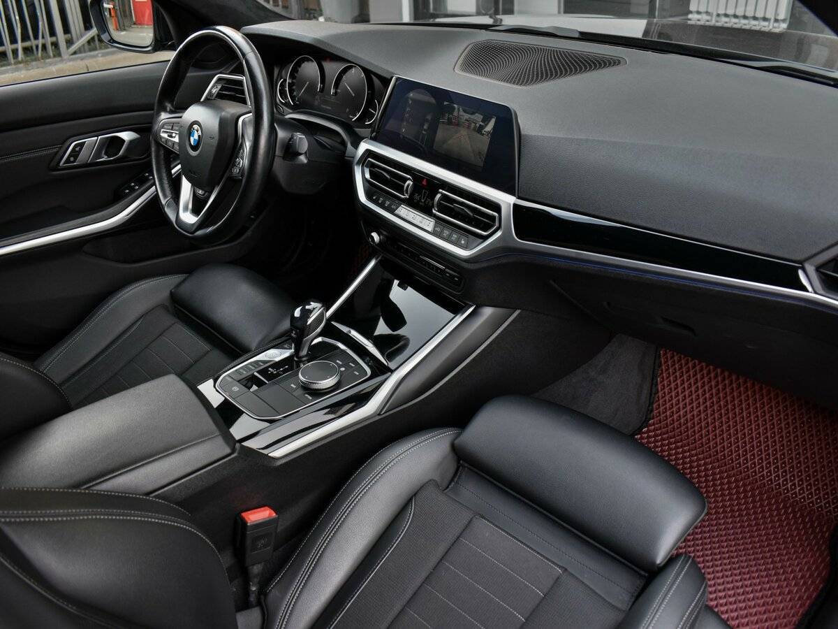 BMW 3 серии 318d, 2020 Фото №16