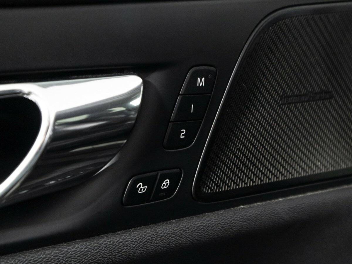 Volvo V60 Cross Country, 2019 Фото №22