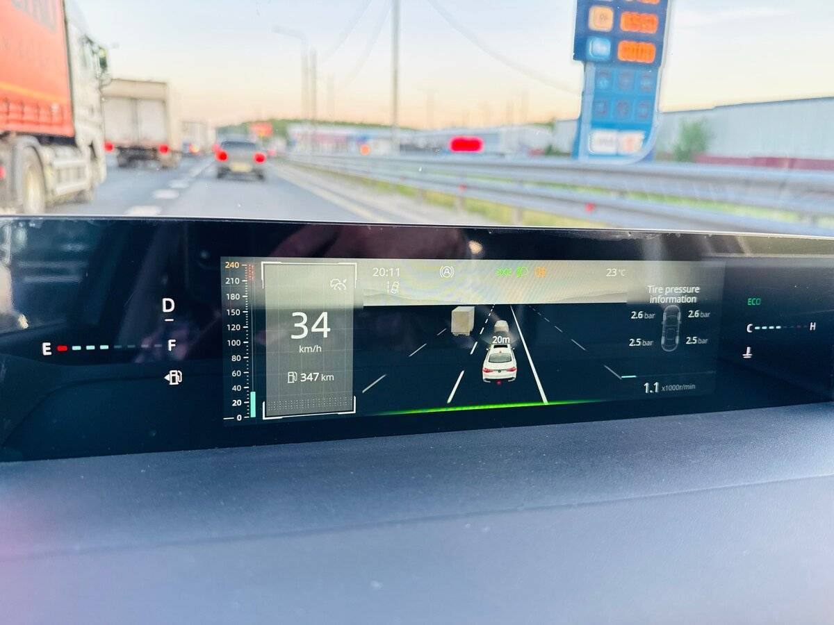 Changan Lamore, 2023 - 1 590 км. | Фото №2