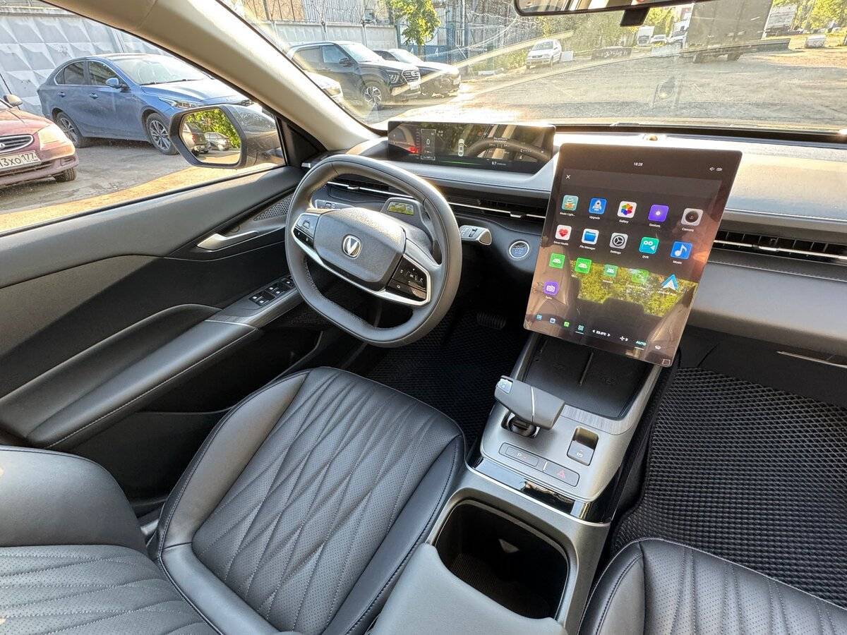 Changan Lamore, 2023 Фото №30