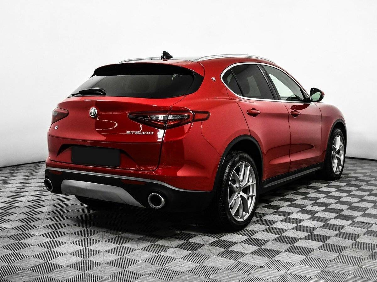 Alfa Romeo Stelvio, 2017 - 75 972 км. | Фото №5
