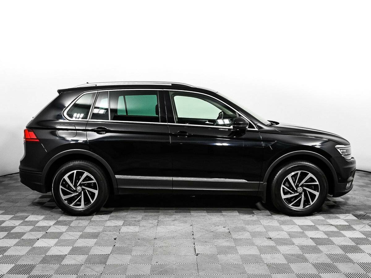 Volkswagen Tiguan, 2018 - 95 900 км. | Фото №4