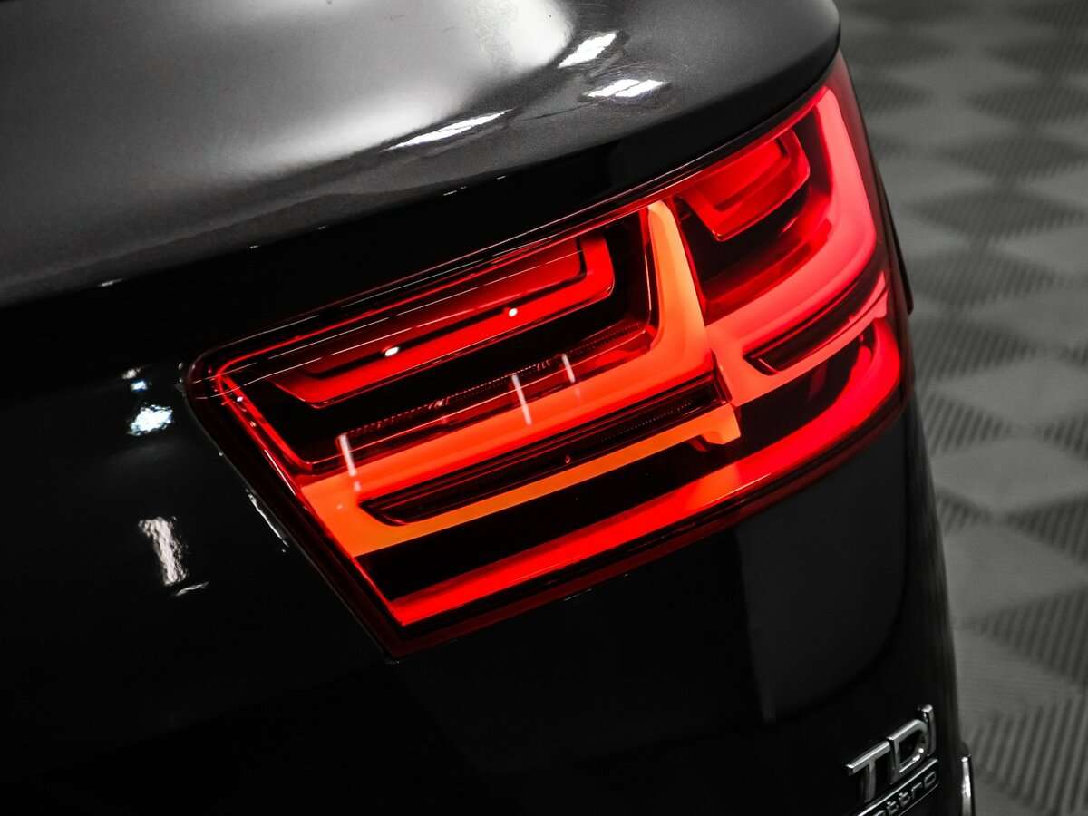 Audi Q7, 2015 Фото №14