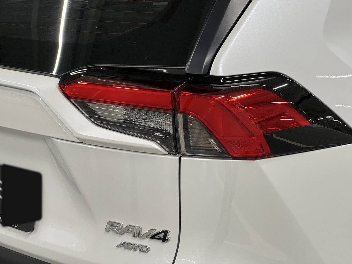 Toyota RAV4, 2024 Фото №9
