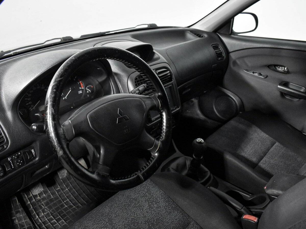 Mitsubishi Carisma, 2003 Фото №9