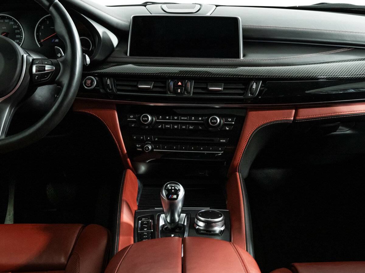 BMW X5 M, 2018 Фото №14