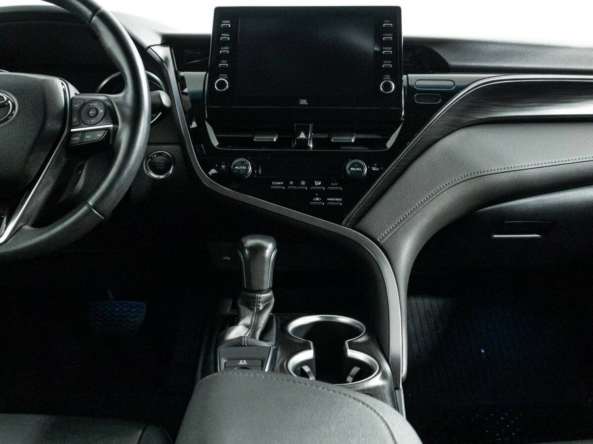 Toyota Camry, 2022 Фото №14