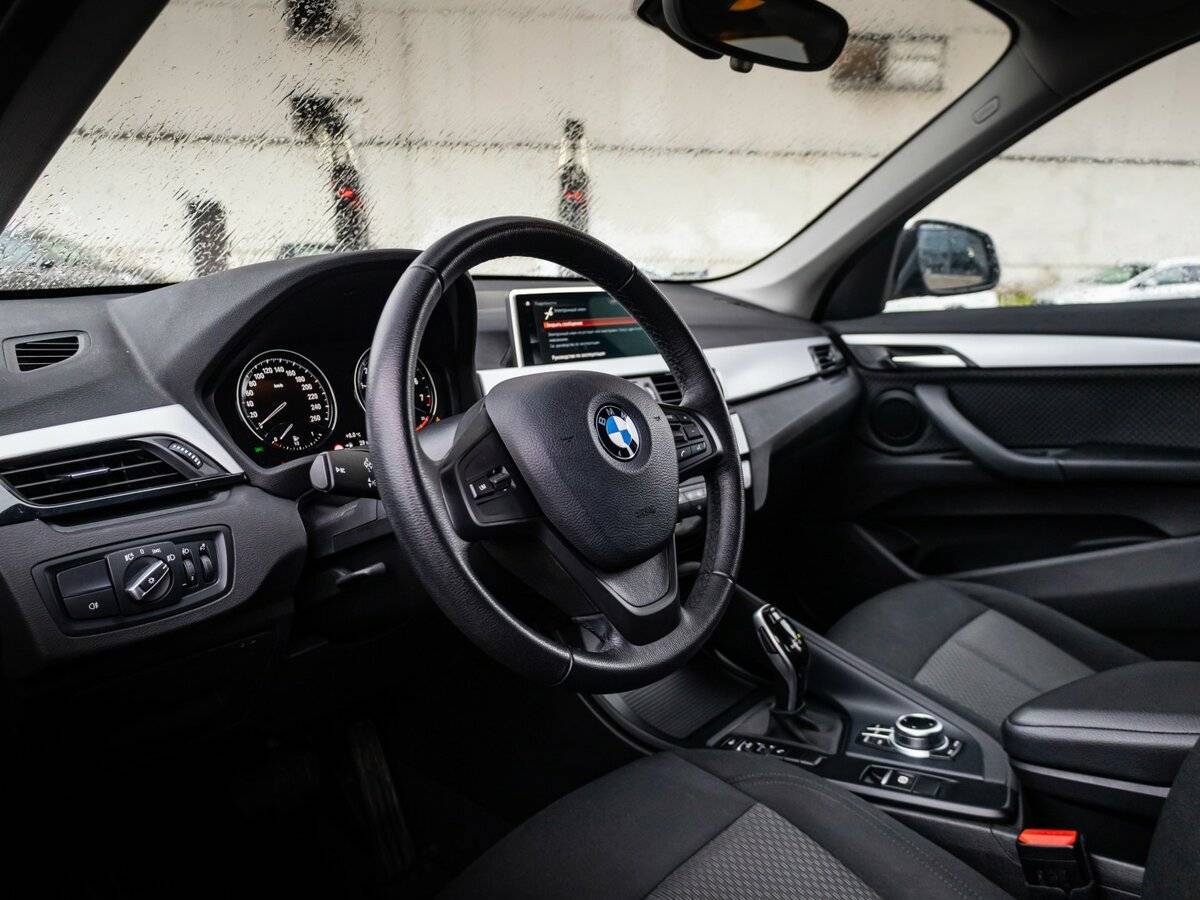 BMW X1 18i sDrive, 2019 Фото №12