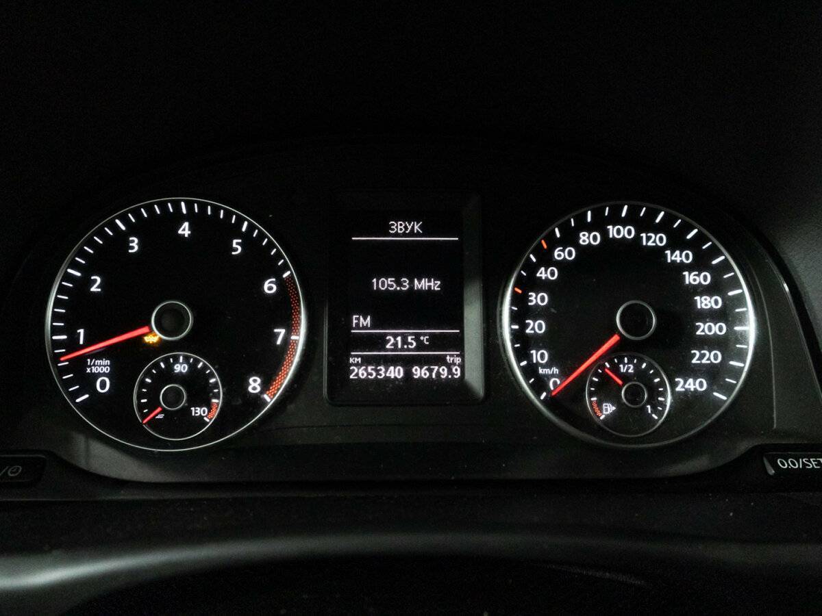 Volkswagen Touran, 2012 Фото №12