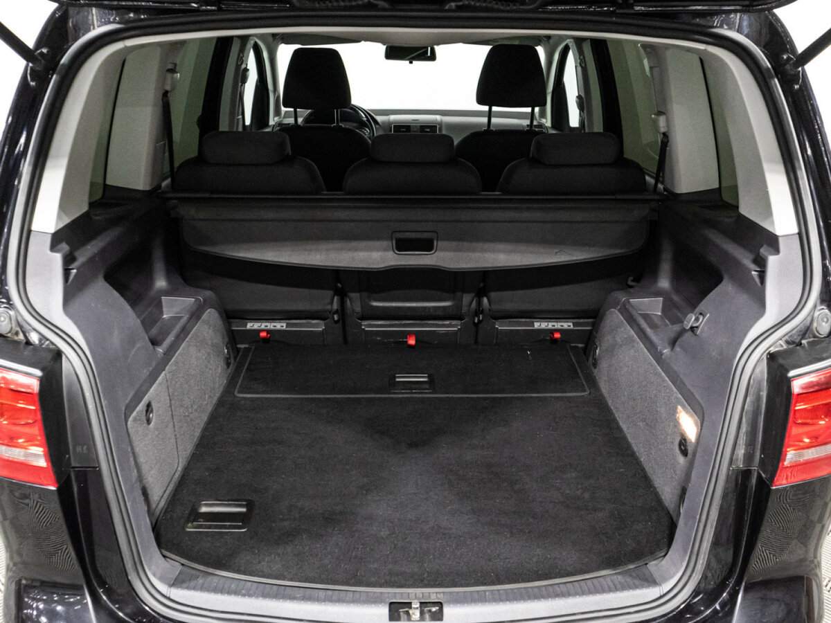 Volkswagen Touran, 2012 Фото №15