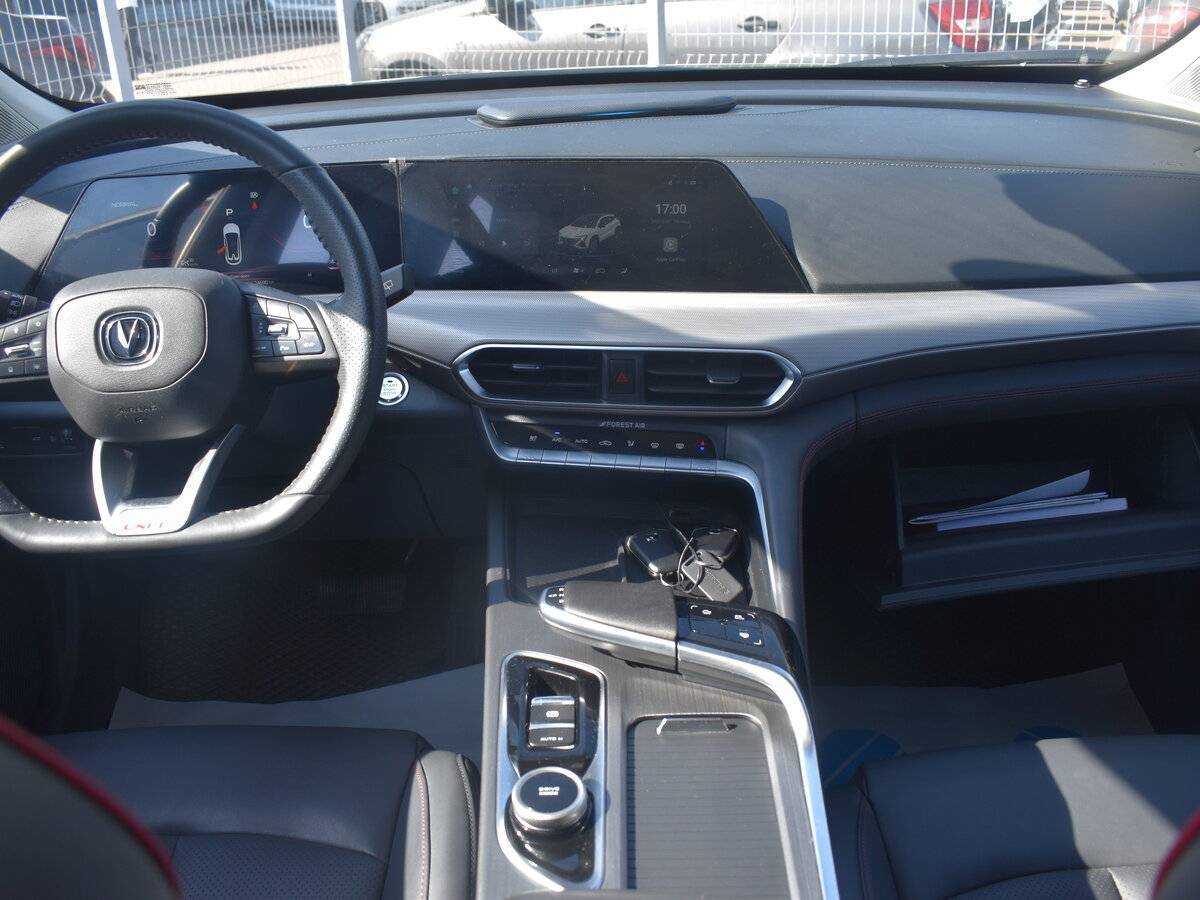 Changan UNI-T, 2023 Фото №11