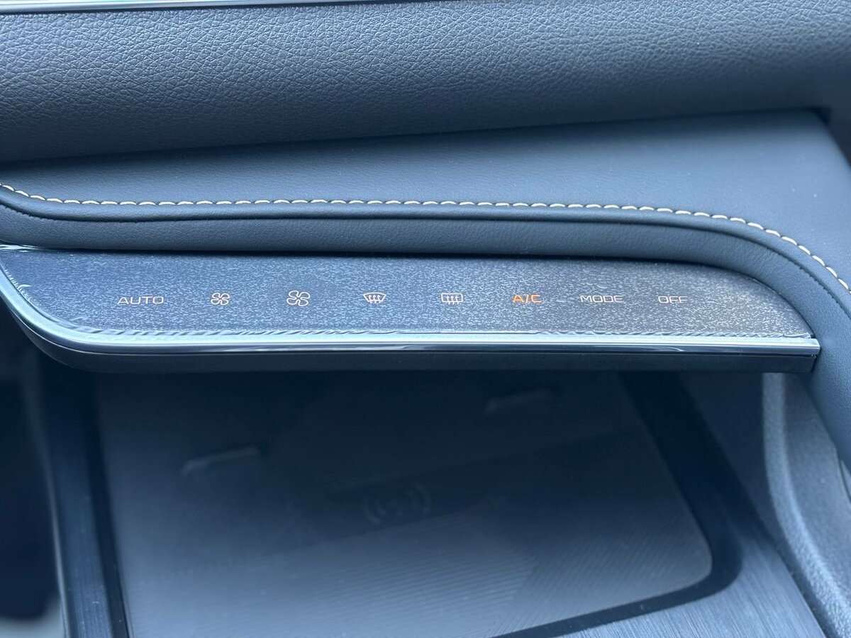 FAW Bestune B70, 2024 Фото №19