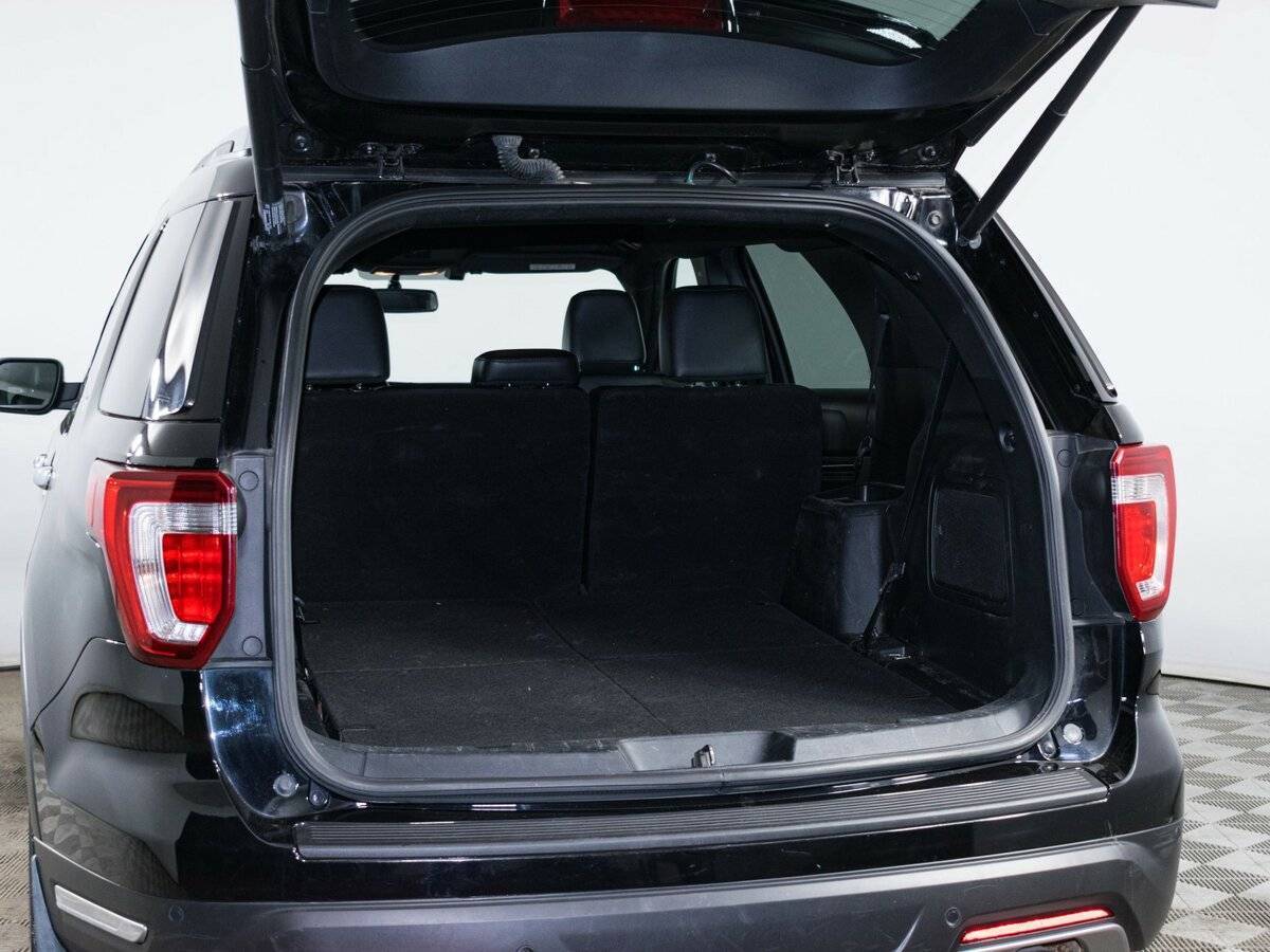 Ford Explorer, 2019 Фото №9