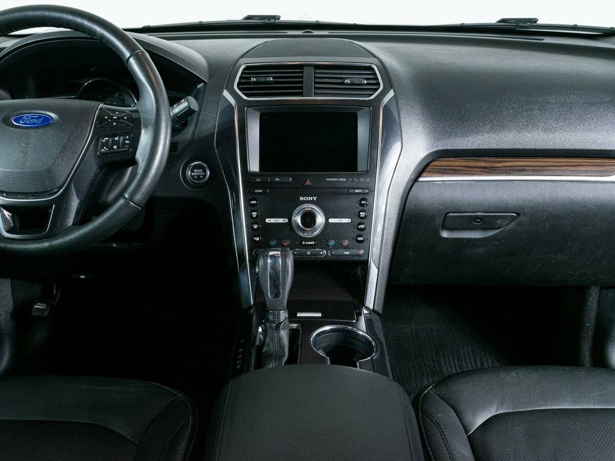 Ford Explorer, 2019 Фото №12