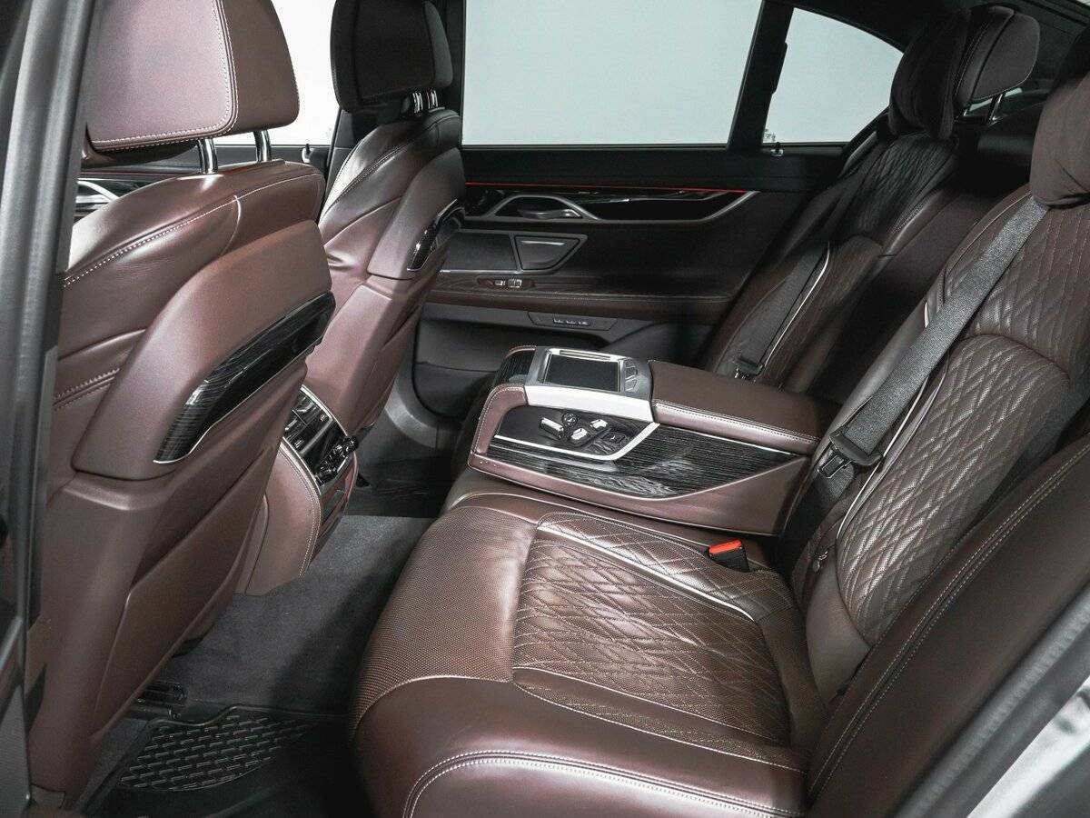 BMW 7 серии 740d xDrive, 2019 Фото №10
