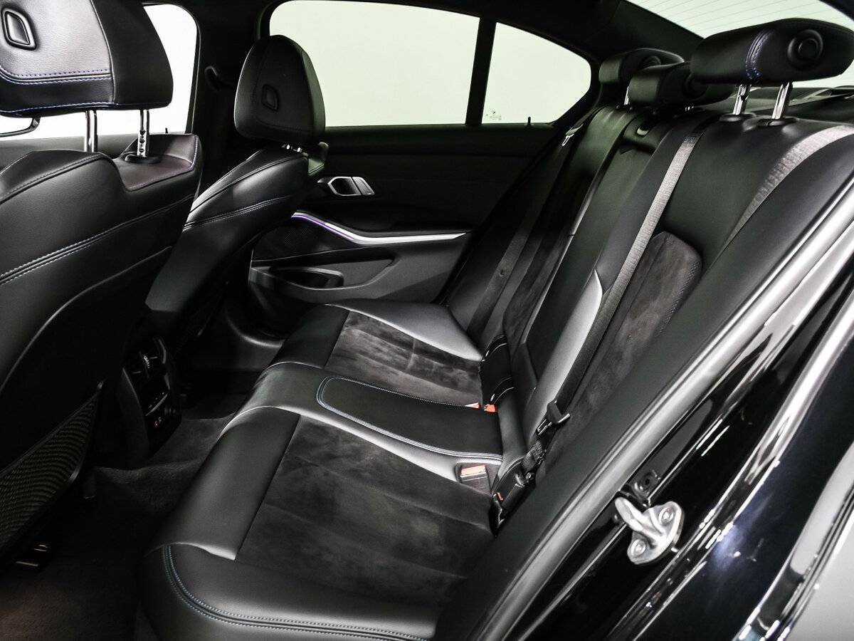 BMW 3 серии 320d xDrive, 2019 Фото №12