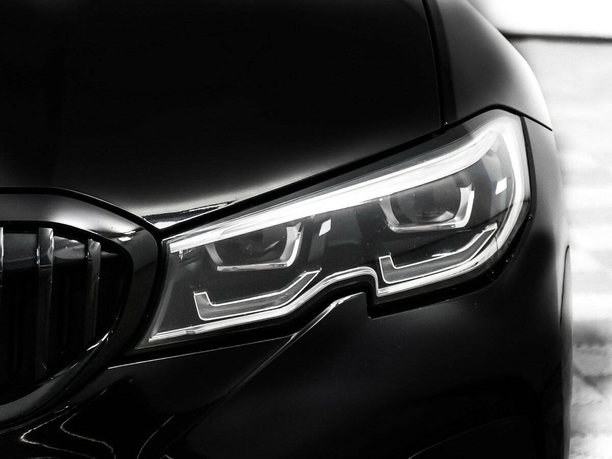 BMW 3 серии 320d xDrive, 2019 Фото №15