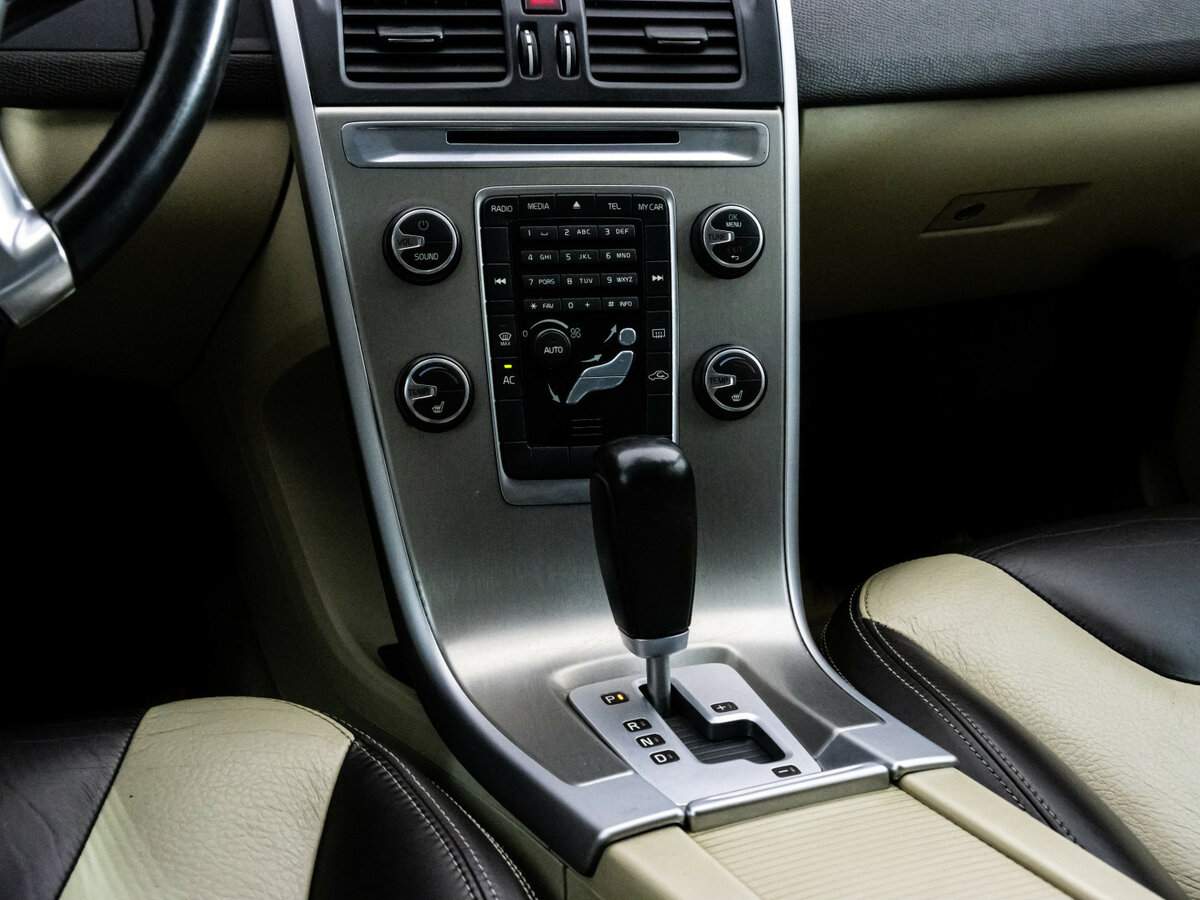 Volvo XC60, 2011 Фото №11