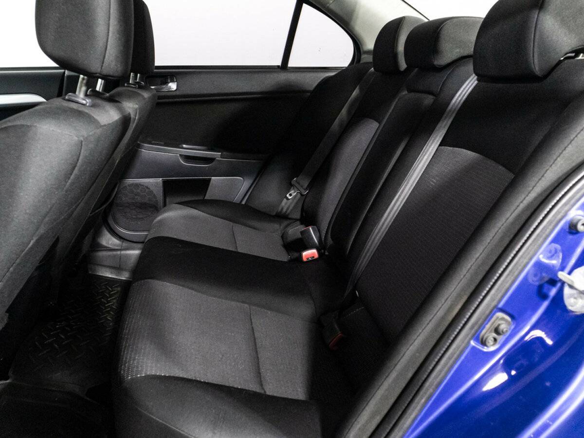 Mitsubishi Lancer, 2010 Фото №10