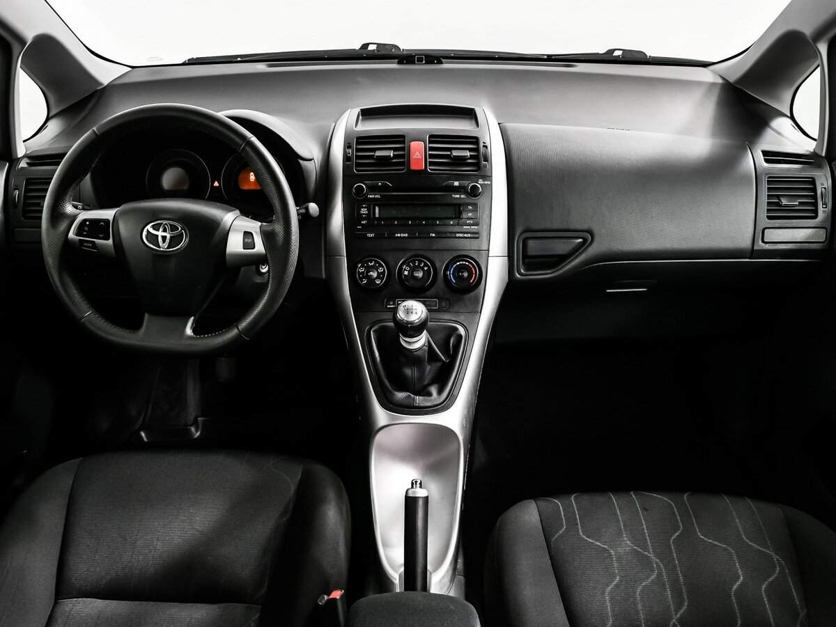 Toyota Auris, 2011 Фото №11