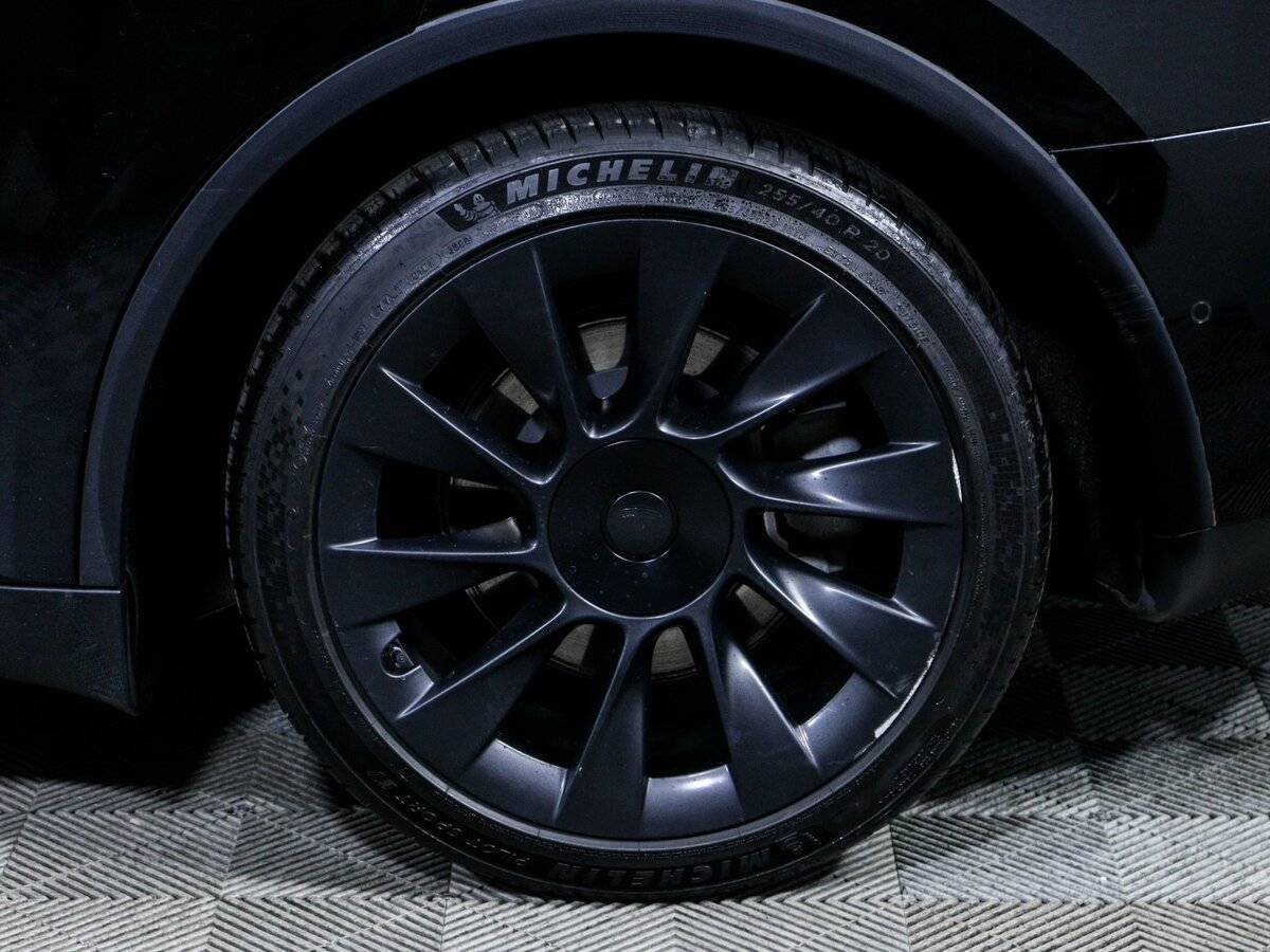 Tesla Model Y Long Range, 2022 Фото №14