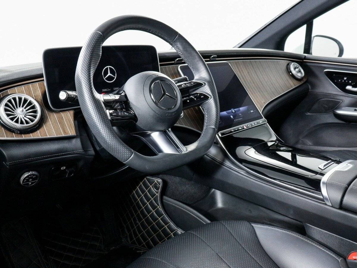 Mercedes-Benz EQE 350, 2022 Фото №14