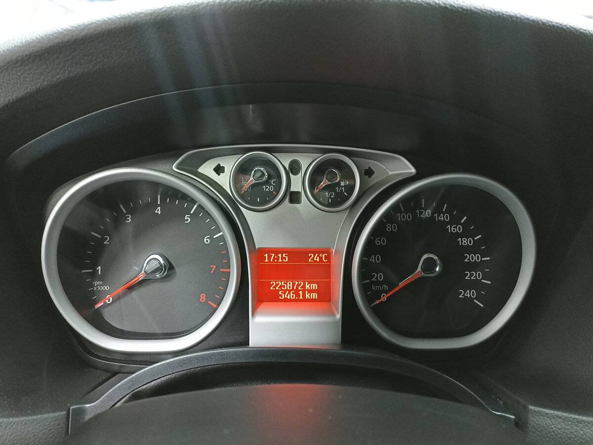 Ford Focus, 2011 Фото №13