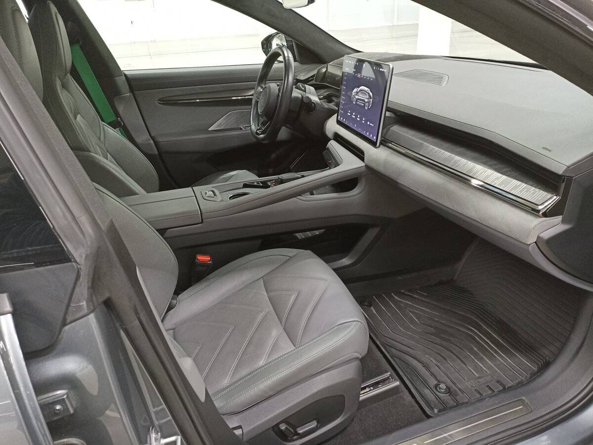 Zeekr 001 100 kWh, 2023 Фото №11