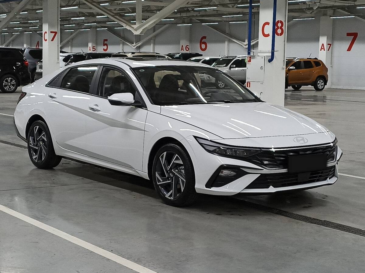 Hyundai Elantra, 2023 - 45 км. | Фото №3